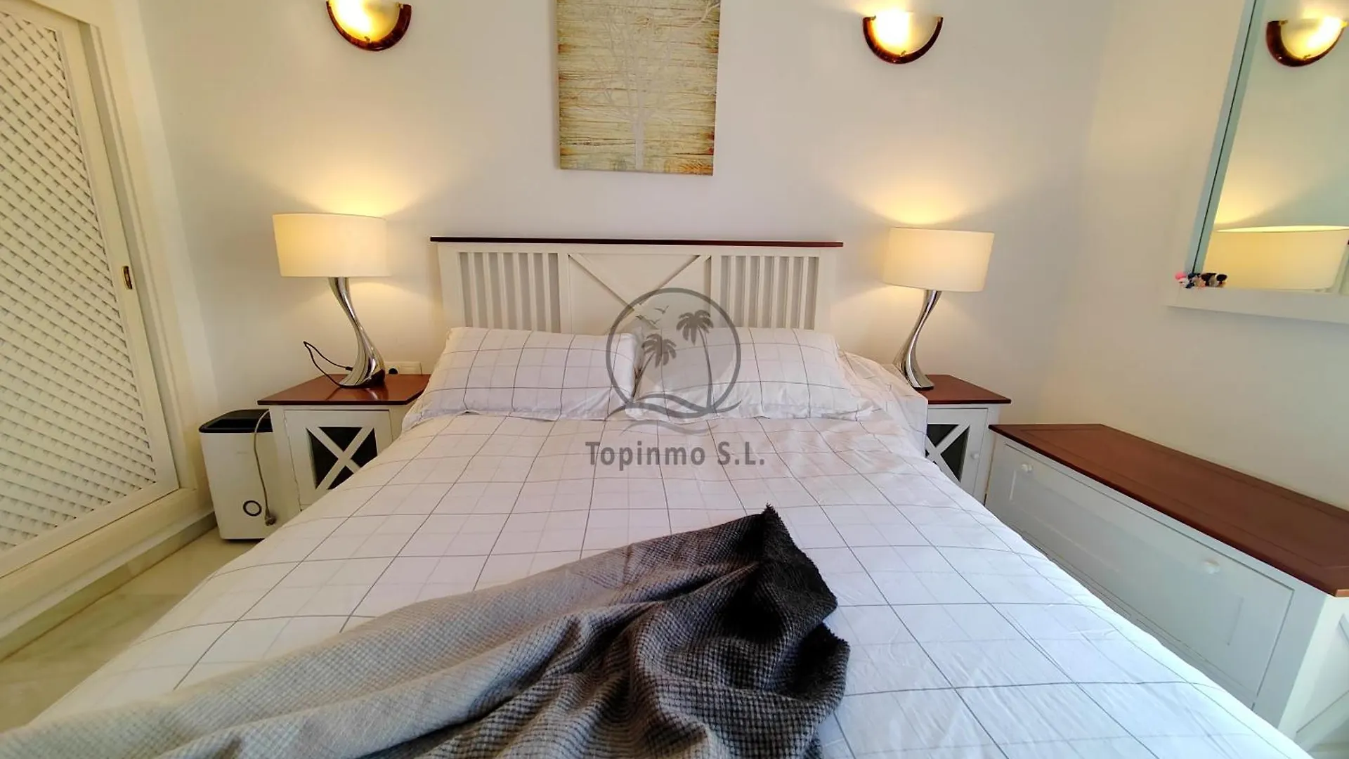 Puerto Marina - Scandinavian 1 Bedroom Apartment 베날마데나코스타